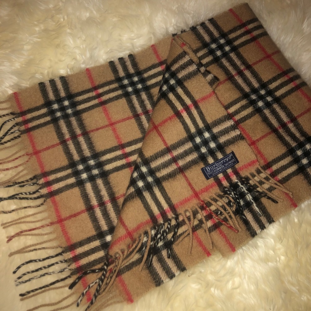 Cashmere 100% authentic Burberry scarf classic